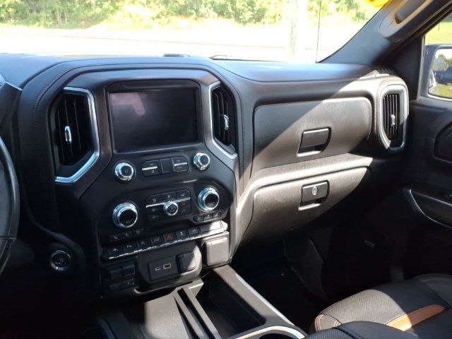 Used 2021 GMC Sierra 1500 AT4 w/ AT4 Premium Package AWD/4WD image 18