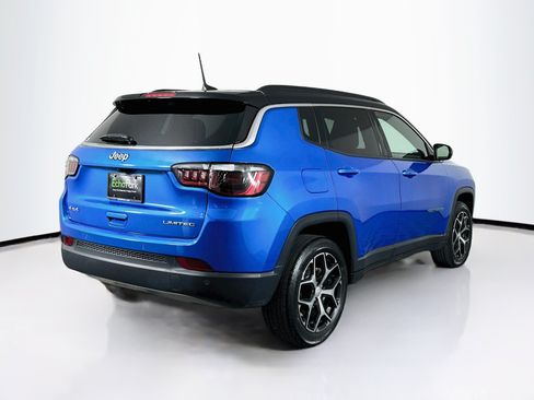 Used 2024 Jeep Compass Limited AWD/4WD image 9