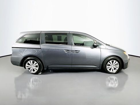 Used 2017 Honda Odyssey SE image 9
