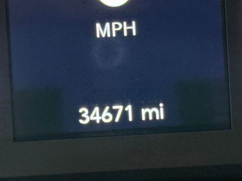 Used 2019 Jeep Cherokee Latitude Plus image 19