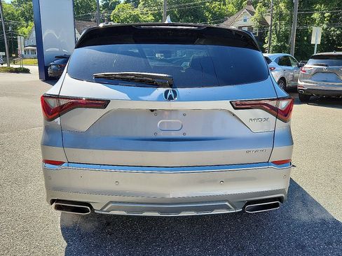 New 2026 Acura MDX w/ Advance Package AWD/4WD image 5