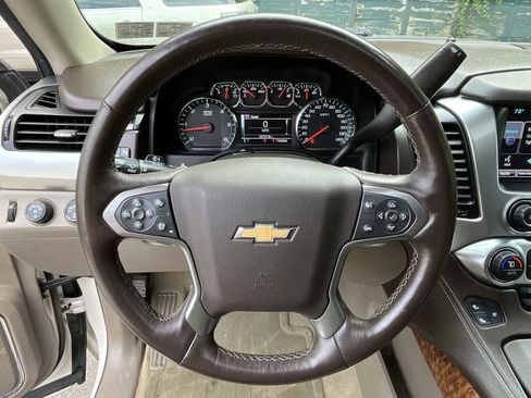 Used 2015 Chevrolet Suburban LTZ image 11