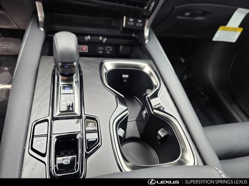 New 2026 Lexus RX 450h AWD image 19