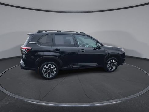 Used 2026 Subaru Forester Premium AWD/4WD image 9