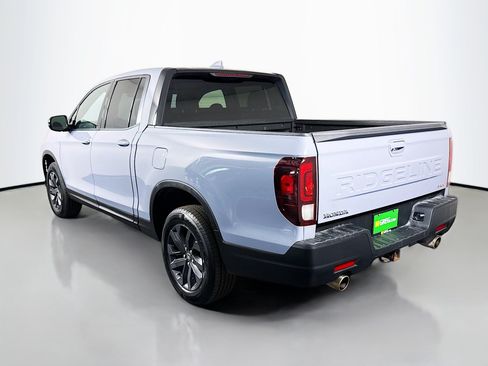 Used 2024 Honda Ridgeline Sport image 7