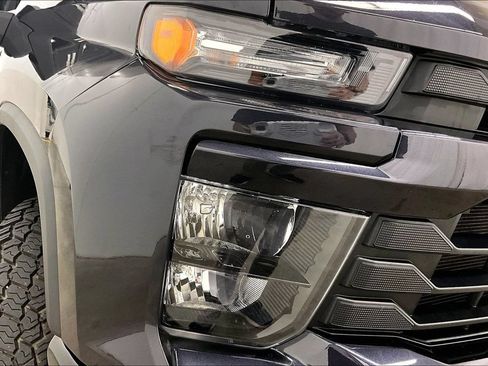 Used 2024 Chevrolet Silverado 2500 Custom w/ Custom Convenience Package AWD/4WD image 31