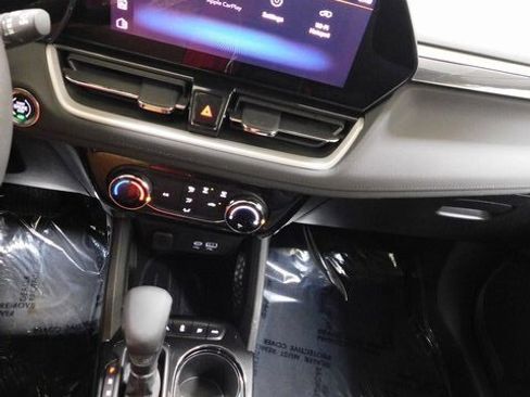 Used 2025 Chevrolet TrailBlazer LT image 31