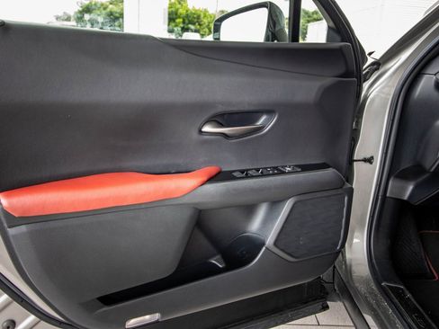 Used 2019 Lexus UX 200 F Sport image 24