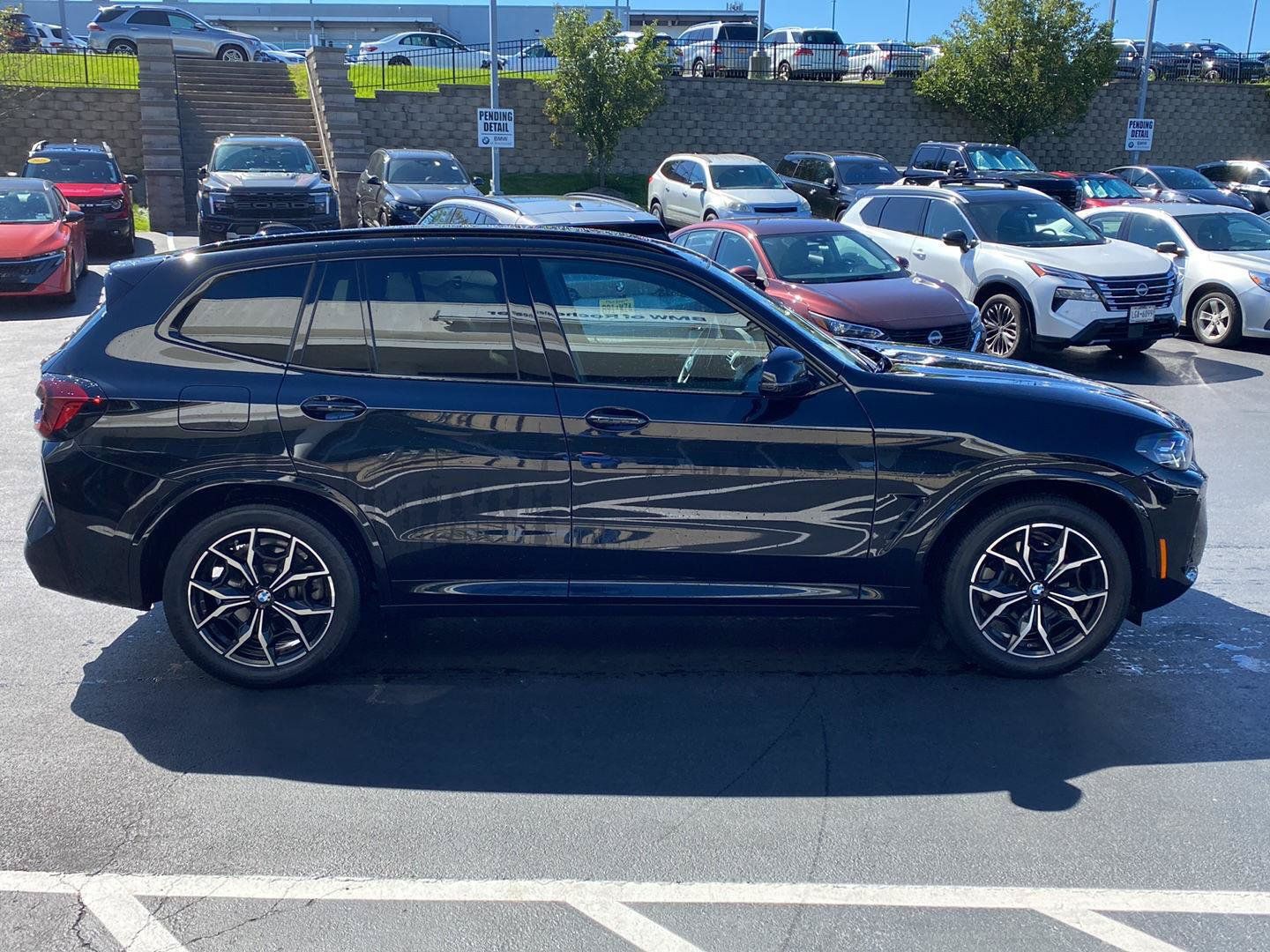 Used 2024 BMW X3 xDrive30i w/ Premium Package AWD/4WD image 2