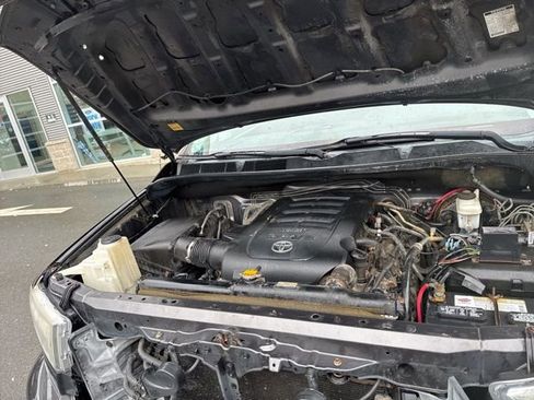 Used 2011 Toyota Tundra 4x4 Double Cab w/ TRD Rock Warrior Pkg image 17