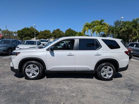 Used 2023 Honda Pilot LX image 8