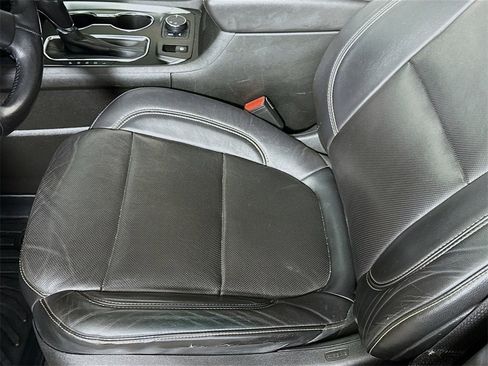 Used 2018 Chevrolet Traverse Premier w/ Redline Edition image 14