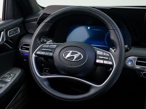 Used 2023 Hyundai Palisade Calligraphy image 14