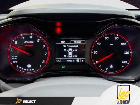 Used 2024 Chevrolet Trax RS w/ Sunroof Package FWD image 15