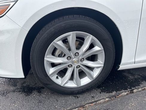 Used 2025 Chevrolet Malibu LT image 23