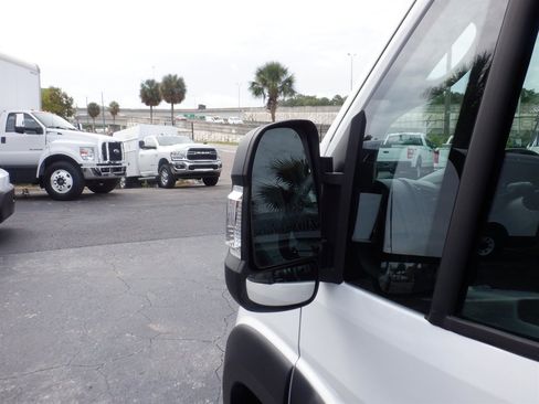 Used 2025 RAM ProMaster 2500 w/ Safety Group FWD image 12