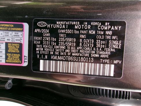 Used 2025 Genesis GV70 2.5T AWD/4WD image 17