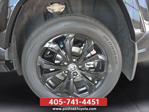 Used 2023 Toyota RAV4 SE AWD/4WD image 33