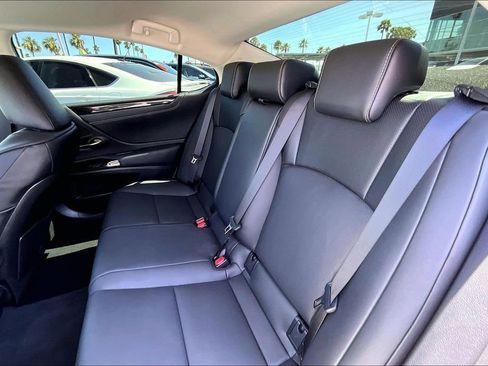 Used 2025 Lexus ES 350 FWD image 15