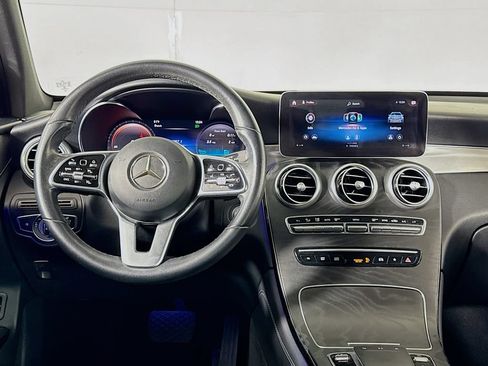 Used 2020 Mercedes-Benz GLC 300 image 24