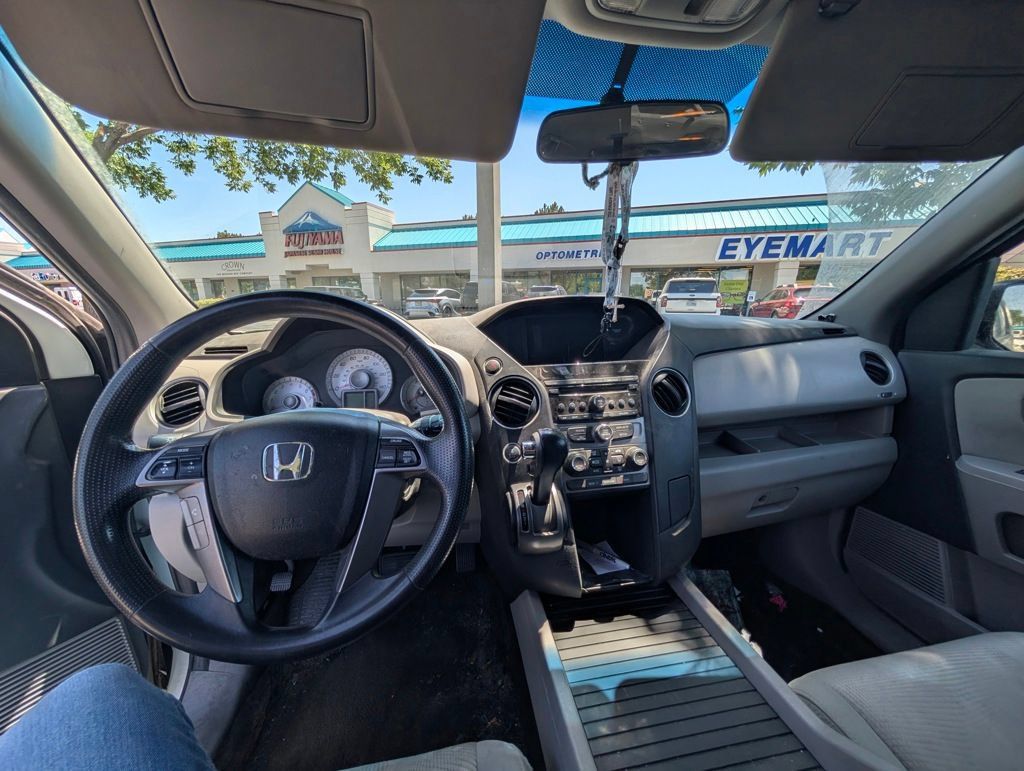 Used 2013 Honda Pilot LX image 23