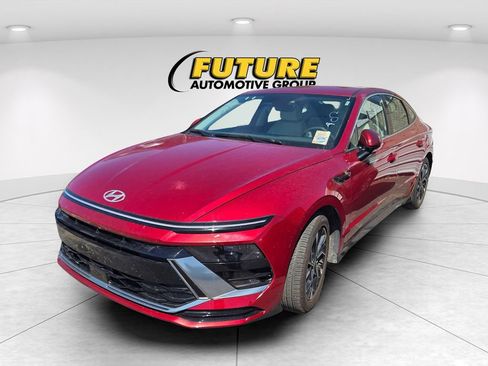 Used 2025 Hyundai Sonata SEL FWD image 3