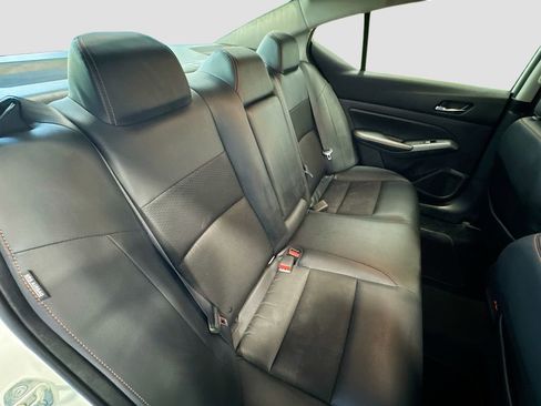 Used 2020 Nissan Altima 2.5 SR w/ Premium Package image 22