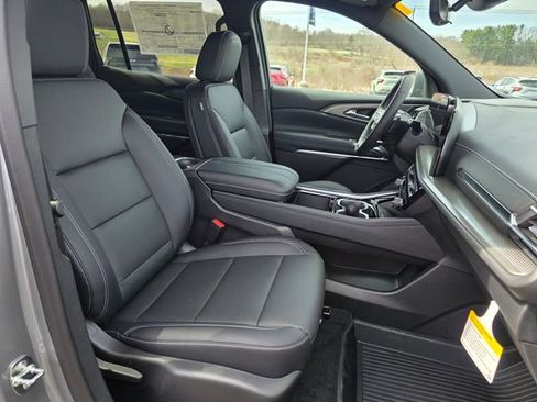 New 2026 Chevrolet Traverse LT w/ Midnight/Sport Edition image 20