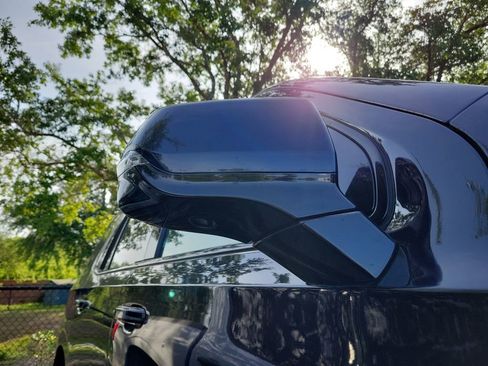 Used 2023 Chevrolet Tahoe RST w/ Luxury Package RWD image 13