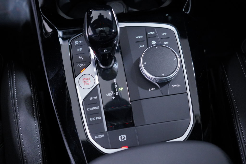 Used 2024 BMW X3 sDrive30i w/ M Sport Package RWD image 17