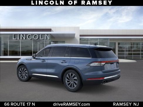 New 2026 Lincoln Aviator AWD image 5