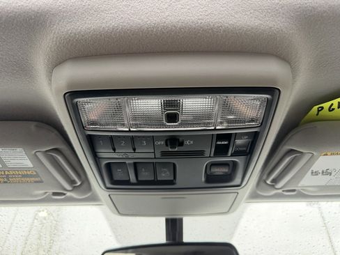 Used 2016 Toyota 4Runner Limited image 28