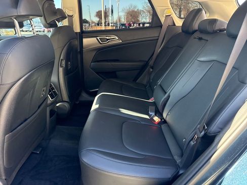 Used 2023 Kia Sportage EX w/ EX Premium Package image 26
