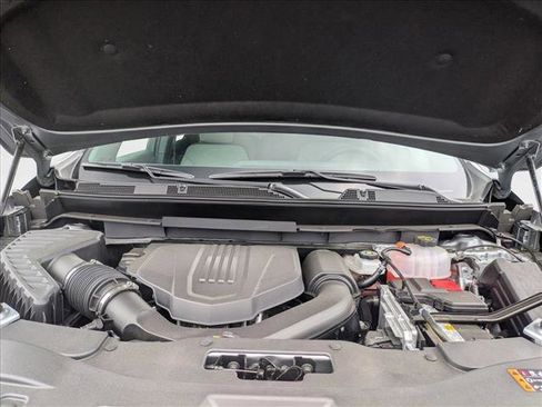 New 2025 Chevrolet Traverse LT image 18