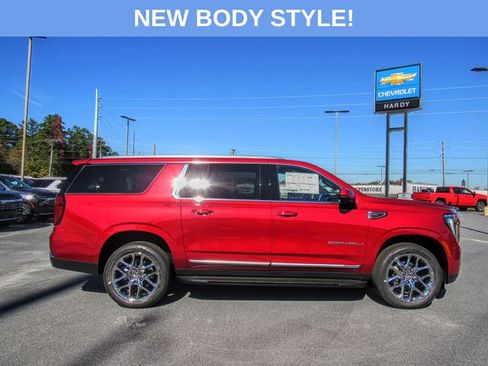New 2026 GMC Yukon XL Denali image 3