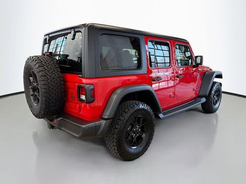Used 2024 Jeep Wrangler Unlimited image 9