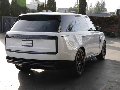 New 2026 Land Rover Range Rover SE AWD/4WD image 8