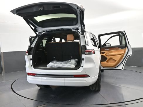 New 2026 Jeep Grand Cherokee L Summit AWD/4WD image 77