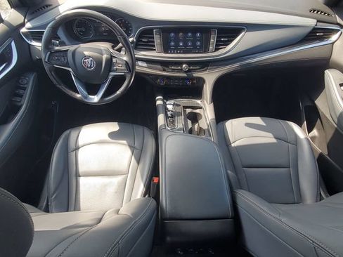 Certified 2024 Buick Enclave Essence AWD/4WD image 19