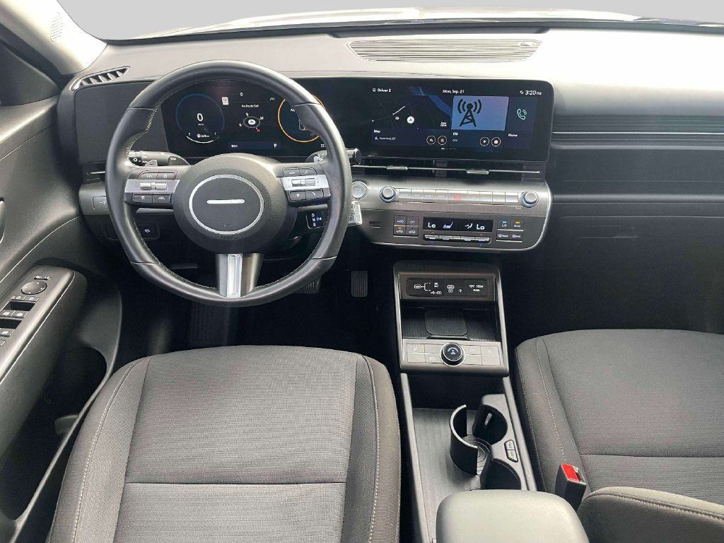 Certified 2024 Hyundai Kona SEL w/ Convenience Package AWD/4WD image 13