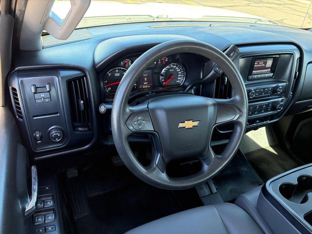 Used 2015 Chevrolet Silverado 2500 W/T AWD/4WD image 10