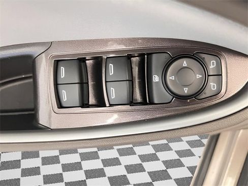 Used 2023 Chevrolet Malibu LS image 15