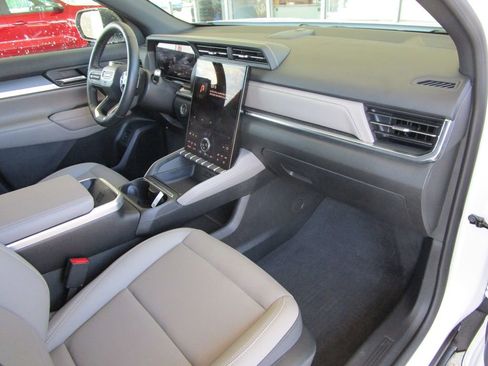 Used 2026 GMC Terrain Elevation w/ Elevation Premium Package FWD image 21