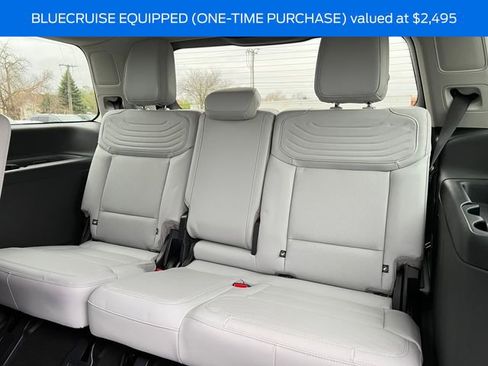 New 2025 Ford Expedition Platinum w/ Platinum Ultimate Package image 11