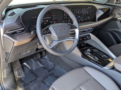 New 2025 Audi Q5 Premium Plus image 8