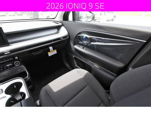 New 2026 Hyundai Ioniq 9 SE AWD/4WD image 11