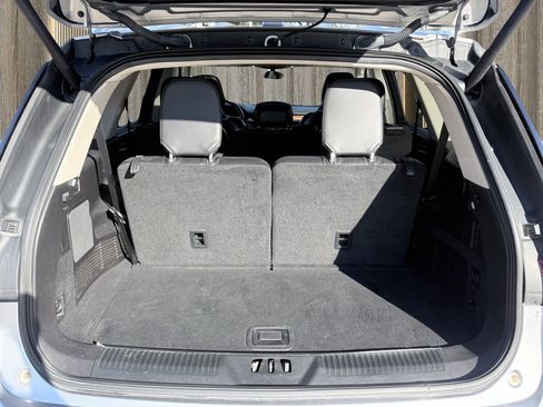 Used 2020 Lincoln Aviator Grand Touring AWD/4WD image 5