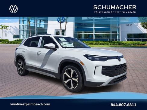 New 2026 Volkswagen Tiguan SE image 1