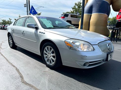 Used 2010 Buick Lucerne CXL image 8