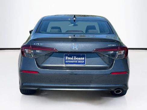 Used 2025 Honda Civic Sport image 8
